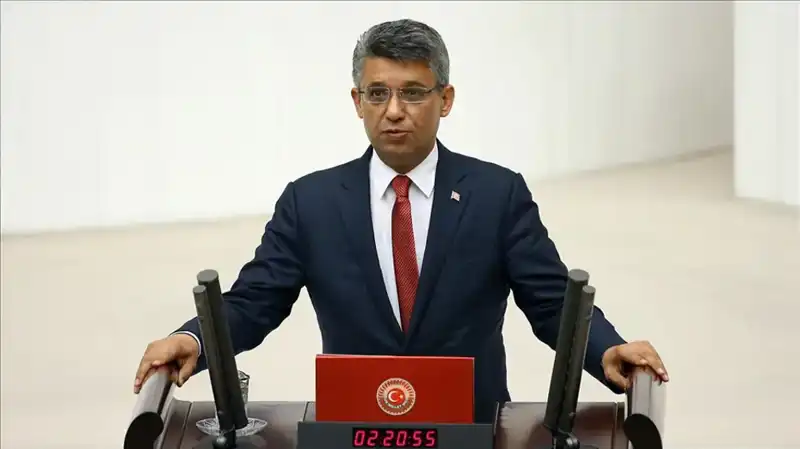 Uşak'ta Sarsıcı Kaybediş: Eski Milletvekili Mehmet Altay Hayatını Kaybetti