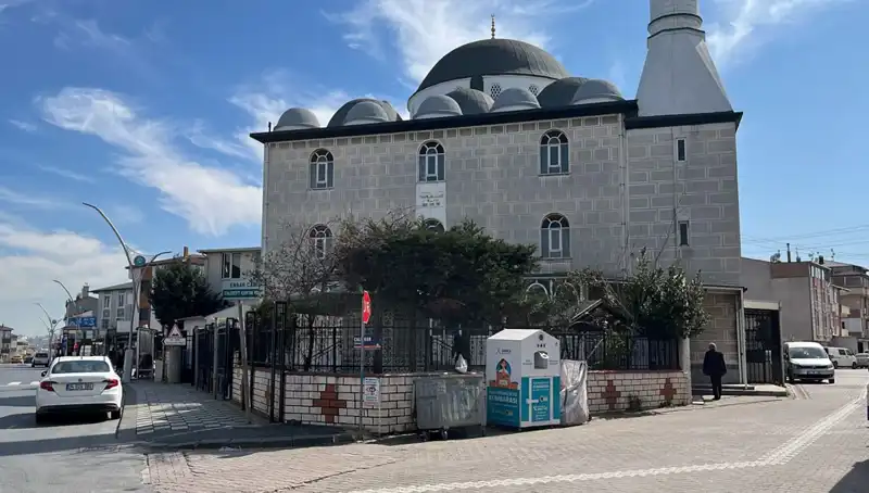 Cami Tuvaletinde Bulunan Ceset Olayı Şok Etti, Detaylar Ortaya Çıkıyor