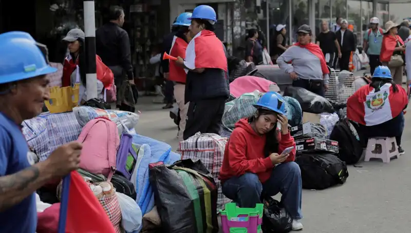 Peru'da Madenciler Sokağa İndi: Anahtarı Kaybettiğimiz Yok!