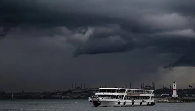 İstanbul ve Çevresinde Şiddetli Yağış Uyarısı: Hazırlıklı Olalım!
