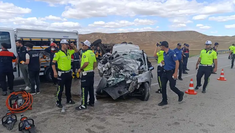 Yozgat'ta Feci Trafik Kazası: Hayatını Kaybedenler ve Yaralılar Var