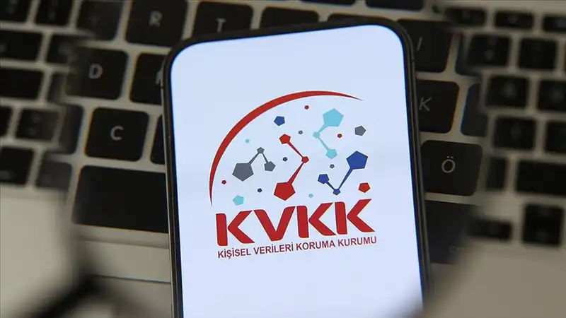 Sosyal Medya Devleri Hedefte: KVKK, TikTok'tan YouTube'a İncelemeye Alıyor!
