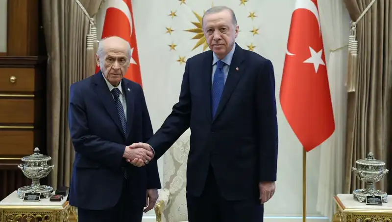 Erdoğan ve Bahçeli: Kritik Görüşmenin Ardındaki Gizemli Detaylar