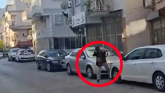 İzmir'de Yaşanan Saldırı: Çatışma Anlarının Gözler Önüne Serilmesi