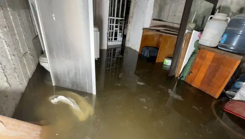 Avcılar'da Su Baskını: Şehir Hayatı Altüst Oldu!