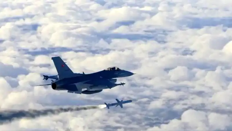 F-16 EDPOD Test Süreçlerini Başarıyla Tamamladı, Neler Bekleniyor?