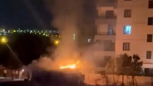 Elazığ’daki Kümes Yangını Hayvanları Tehdit Ediyor: Binlerce Tavuk Telef Oldu
