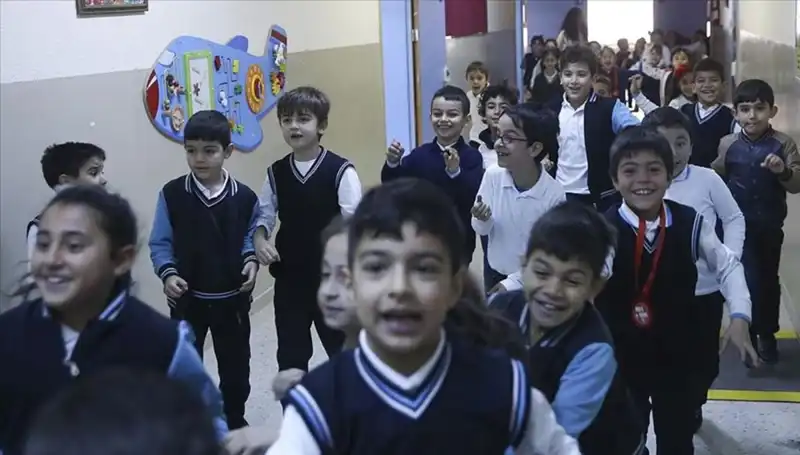 2025’te Okullar Ne Zaman Açılacak? Tüm Tarihler Burada!