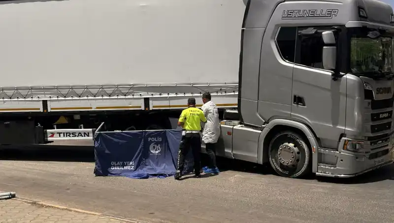 Gaziantep'teki Feci TIR Kazası: İki Hayat Kaybı, Olay Anı Korkunçtu