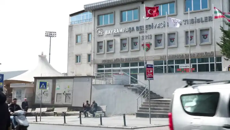 Arda Turan Spor Kompleksi Otoparkında Su Baskını Endişe Yarattı
