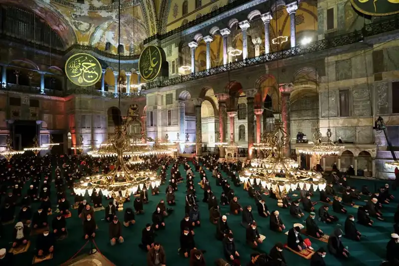 2026 Yılında Diyanet İşleri’nin Beklentisi: Berat Kandili Ne Zaman?