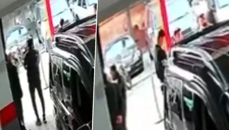 İstanbul'da Galeriye El Yapımı Patlayıcıyla Yapılan Saldırı Şok Etti