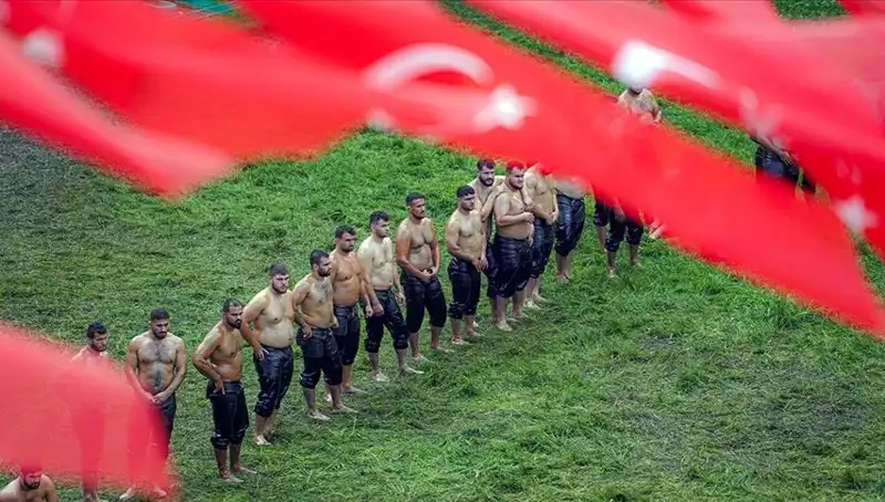 Kırkpınar Yağlı Güreşleri: Tarihi Rekabet ve Başpehlivanlar Burada