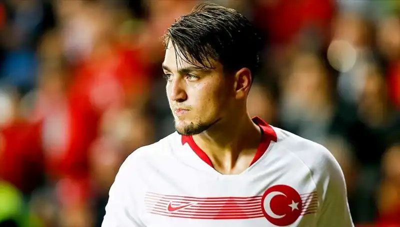 Beşiktaş, Milli Futbolcunun Transferi İçin Girişimlerini Hızlandırdı!