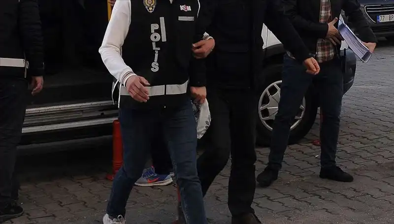 Samsun'da Uyuşturucu Operasyonu: İki Kişi Suçüstü Yakalandı
