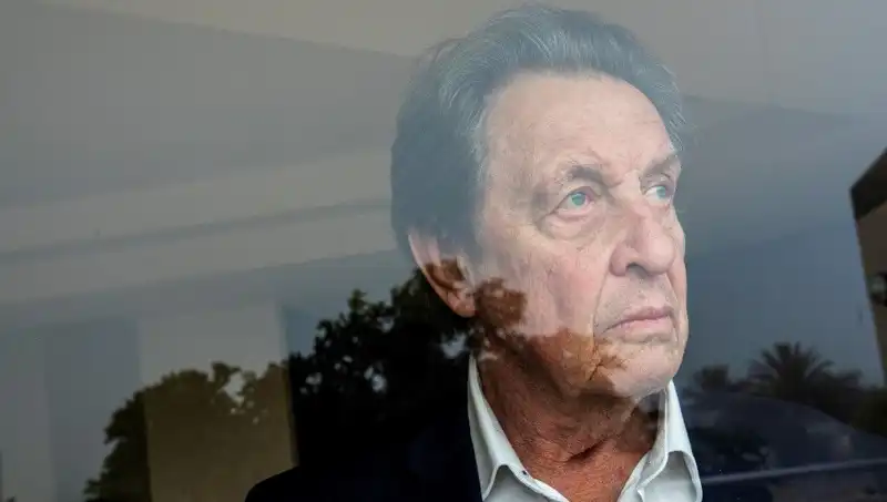Elon Musk'ın Babasından Şok Edici İtiraflar: Cinayetler ve Büyücülük İlişkisi
