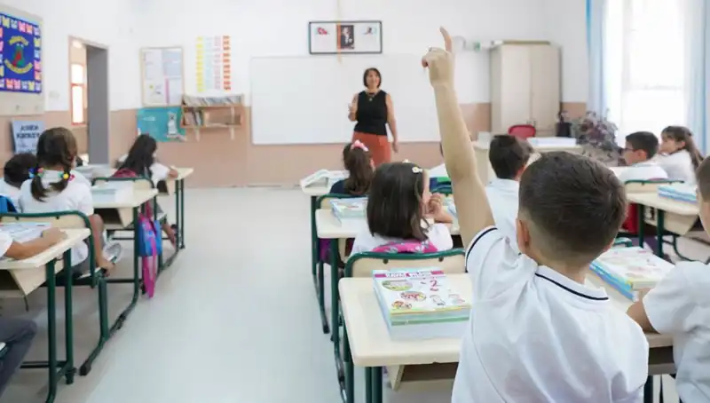 Öğretmenlerin Mayıs Ek Ders Ödemeleri Bayramdan Önce Yatıyor mu?