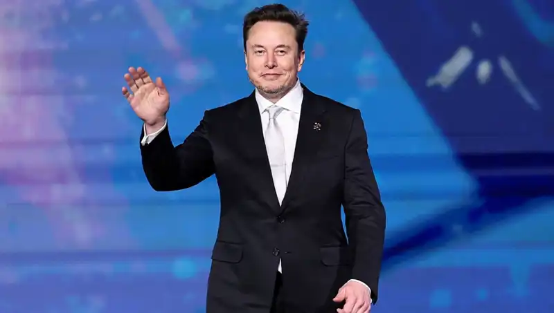 Tesla, Kendi "Canavarını" Rafa Kaldırarak Yeni Bir Döneme Geçiş Yaptı