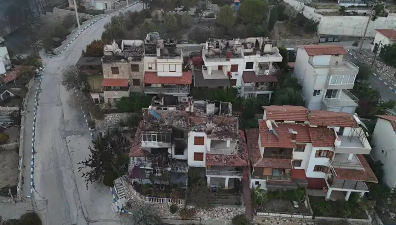 Orman Yangınları Sonrası Korkunç Manzara: Evler Yok Olmuş durumda