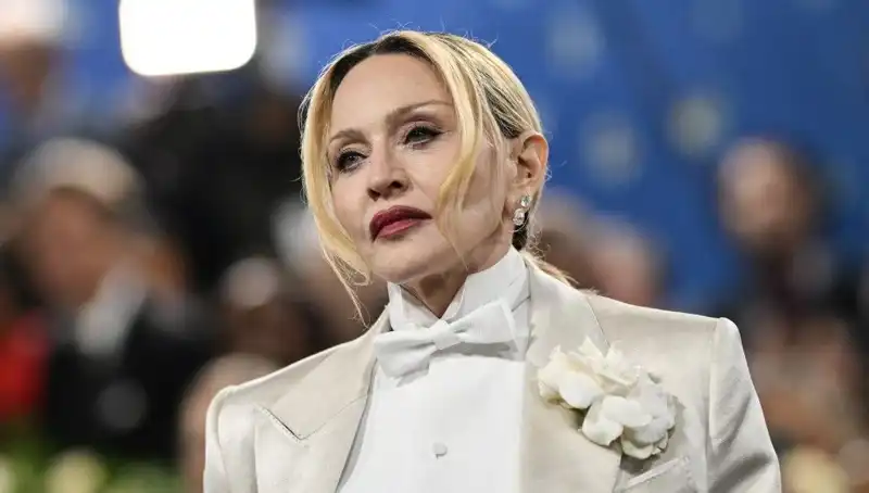 Madonna'nın Yeni Diyeti: Kanserle Mücadelede Devrimsel Yaklaşım mı?