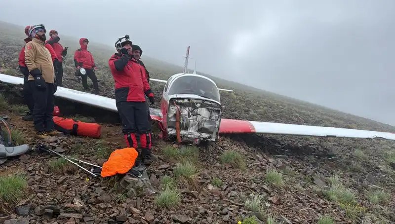 Türk Pilotun Uçuşunda Talihsiz Kaza: Kadın Yolcu Hayatta Kaldı, Pilot Hayatını Kaybetti