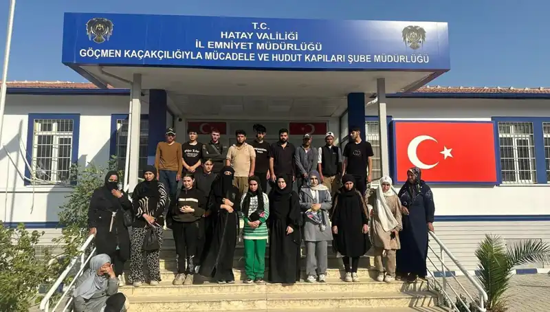 Minibüste 24 Göçmen Yakalanması: Olayın Perde Arkası