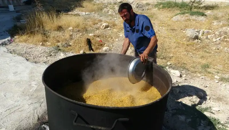 Ağustos ve Eylül: Geleneksel Kazan Festivali Coşkusu Başladı!